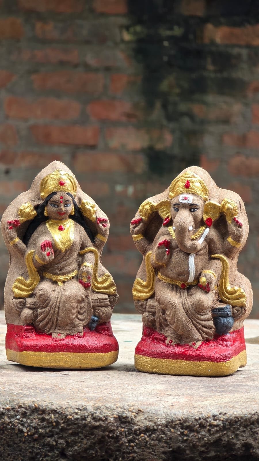 Gaumay Lakshmi - Ganesh Murti (1 Pair) - Image 2
