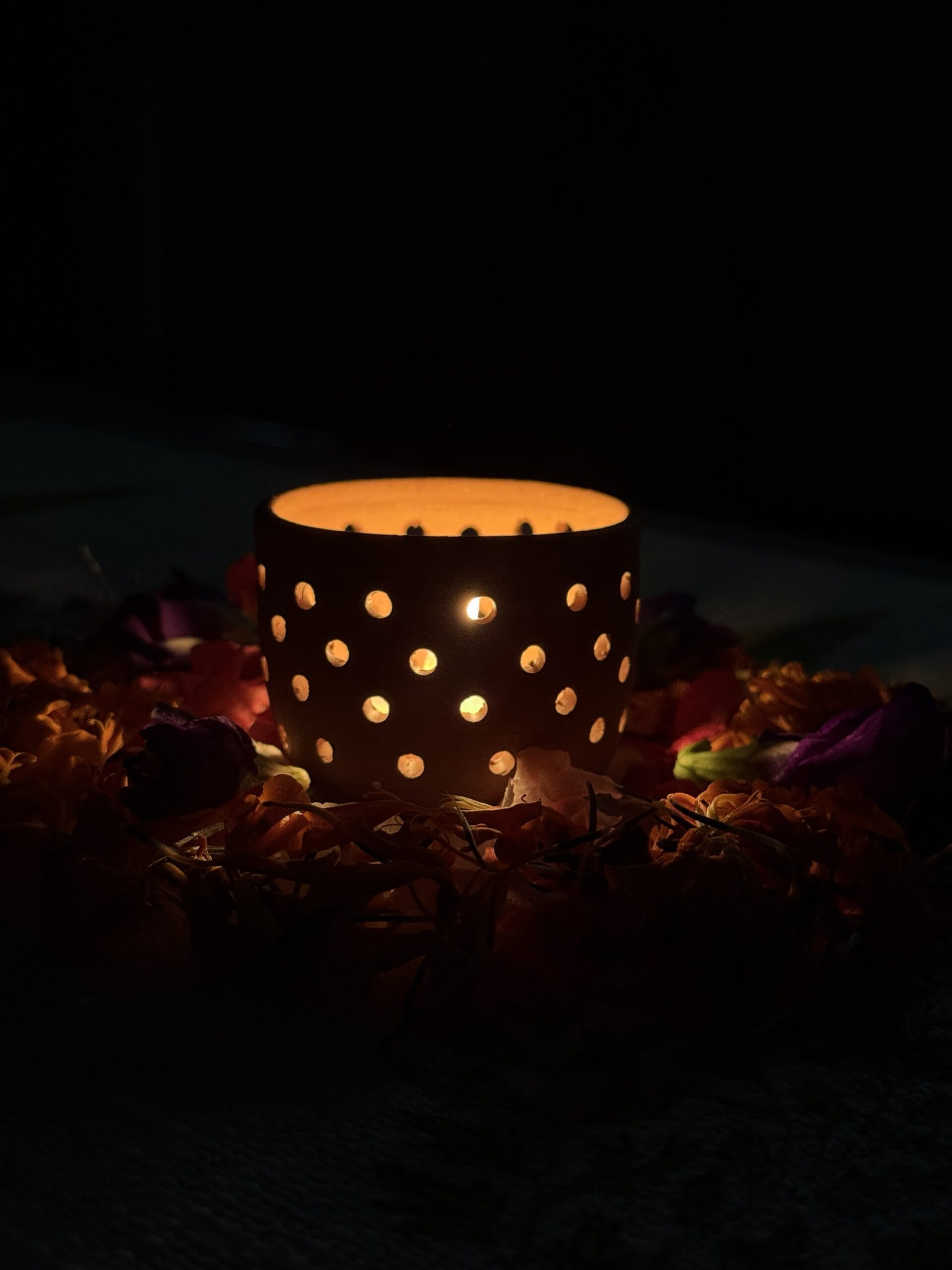 Ganga Sutra Diwali Kit 2 (Tea Light Stand + Diyas + Latkan + Laddu Candle) - Image 3